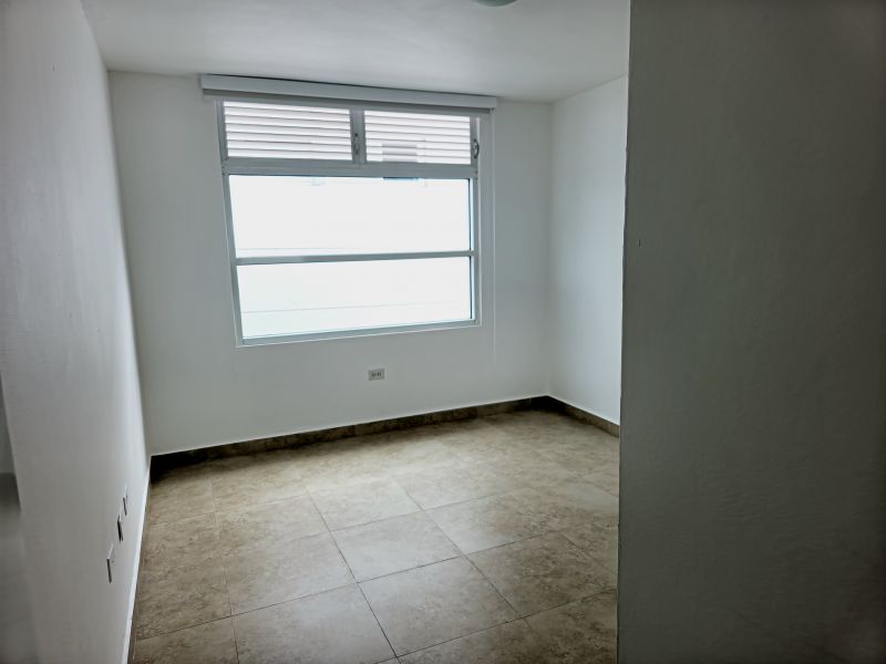 Mansiones De Ciudad Jardin 323 Avila Calle Lanzaro, Caguas - 25