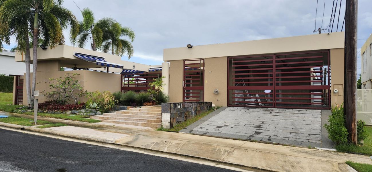 Urb. Caparra Hills Calle Yagrumo G 7, Guaynabo - 3