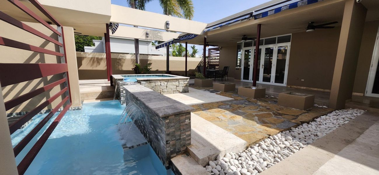 Urb. Caparra Hills Calle Yagrumo G 7, Guaynabo - 20