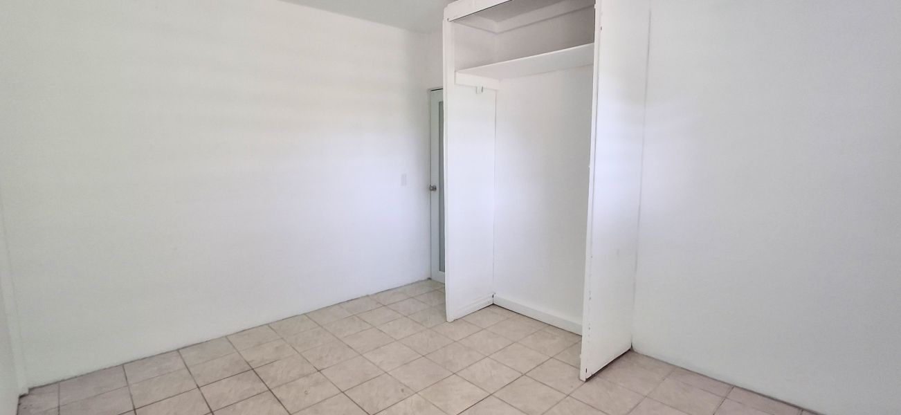 266 Calle 8 Com Villa Colombo Vega Baja 00693 PR