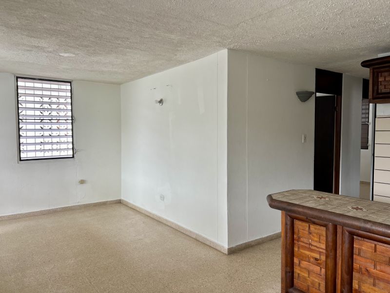 Calle 27 Pedro Muñiz Rivera Urb Luchetti Manati 00674 PR