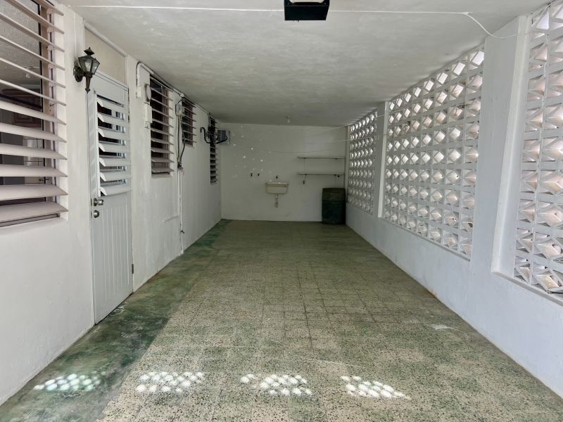 Calle 27 Pedro Muñiz Rivera Urb Luchetti Manati 00674 PR