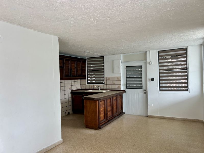 Calle 27 Pedro Muñiz Rivera Urb Luchetti Manati 00674 PR