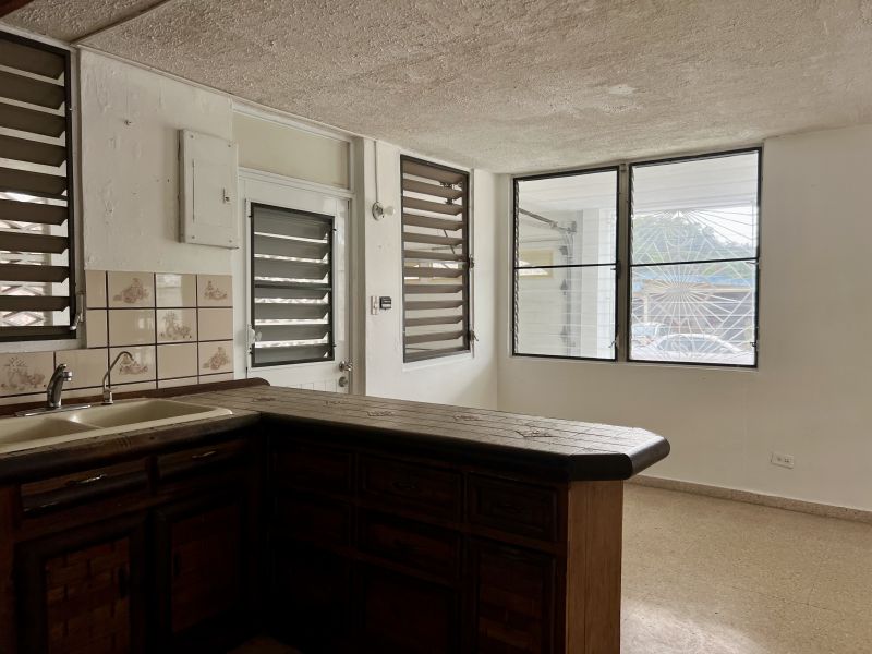 Calle 27 Pedro Muñiz Rivera Urb Luchetti Manati 00674 PR