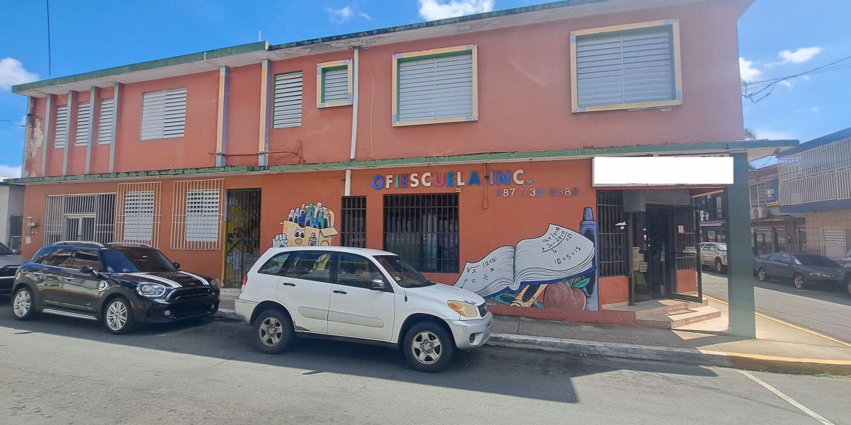 Barcelo #19 (21) Calle Padilla Del Caribe #15 Cidra 00739 PR