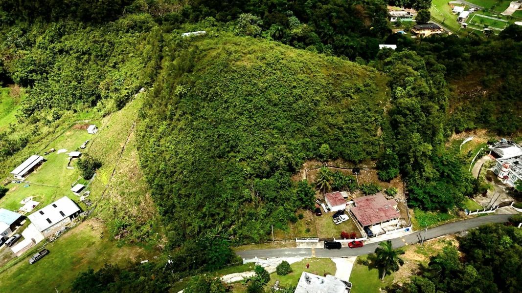 Carr 643 Int Km 1.53 Bo Rio Arriba Saliente Solar Manati 00674 PR