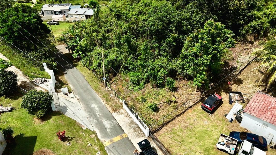 Carr 643 Int Km 1.53 Bo Rio Arriba Saliente Solar Manati 00674 PR