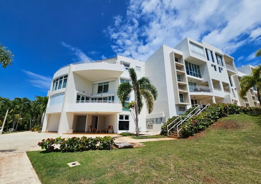 Cond Paraiso Escondido Ph 105 Joyudas Cabo Rojo 00623 PR