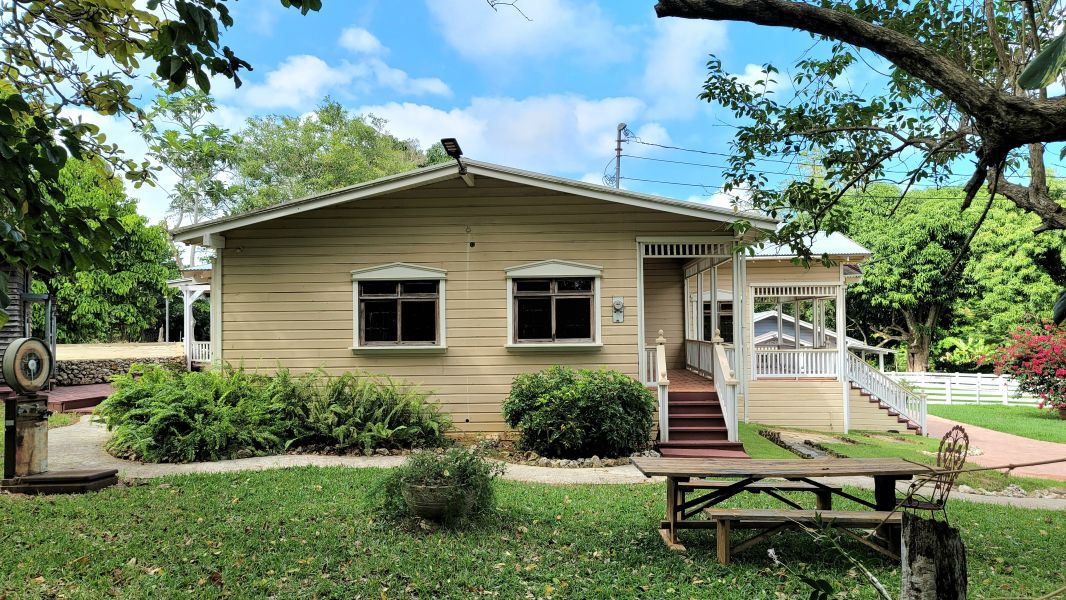 Ruta 2 Carr 474 Km. 3.7 Galateo Bajo Isabela 00662 PR