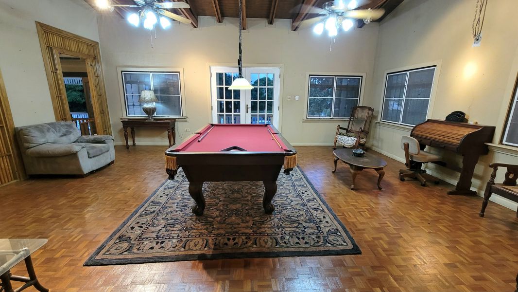 Ruta 2 Carr 474 Km. 3.7 Galateo Bajo Isabela 00662 PR