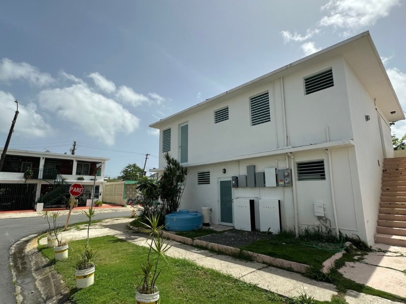 Urb Puerto Nuevo Calle 2 Ne 1014 Apt 2 San Juan 00920 PR