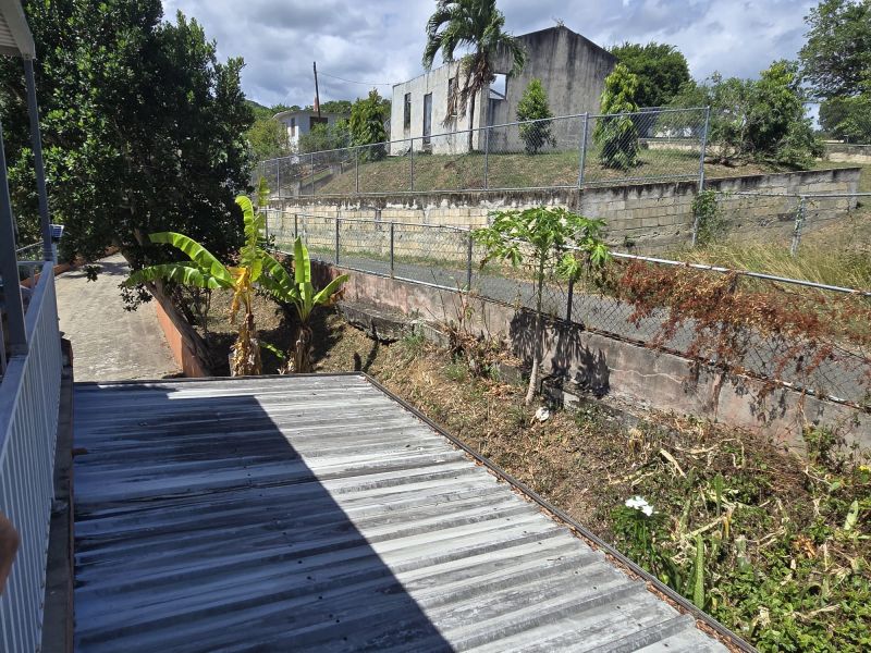 Carr 365 Km 2.8 Calle Euripides Bo Molina Sabana Grande 00637 PR