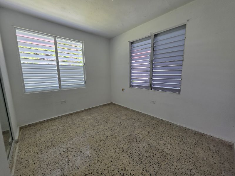 Urb Las Colinas #227 Vega Alta 00692 PR
