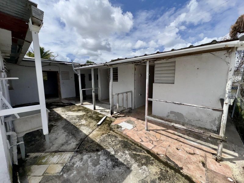 Santa Juanita Ac 28 Calle 45 Bayamon 00956 PR