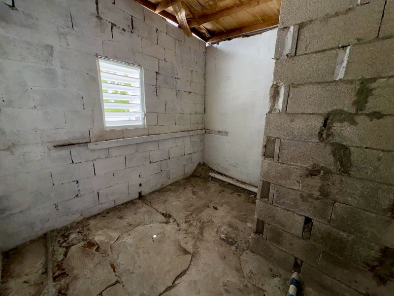 Santa Juanita Ac 28 Calle 45 Bayamon 00956 PR