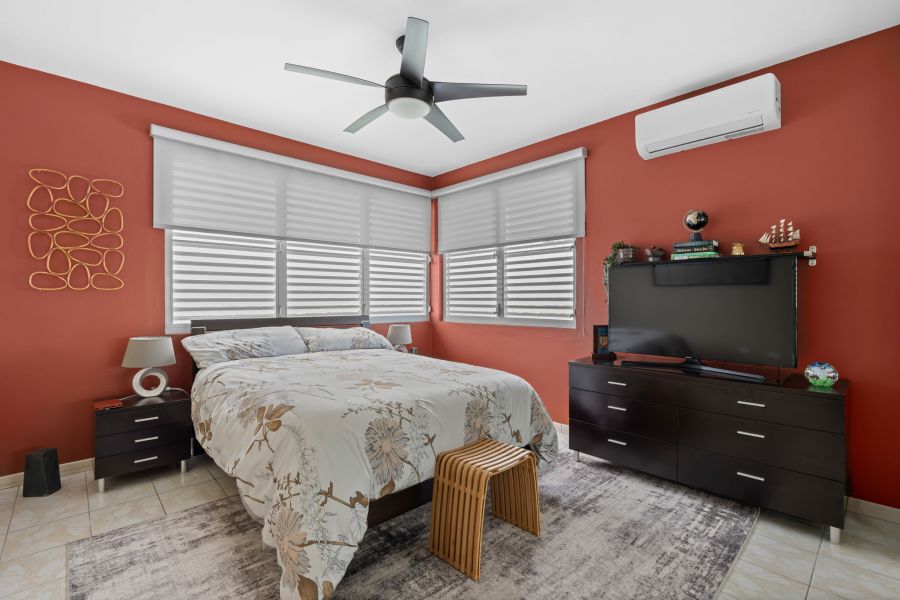 Urb Santa Paula Calle Las Colinas #94, Guaynabo - 12