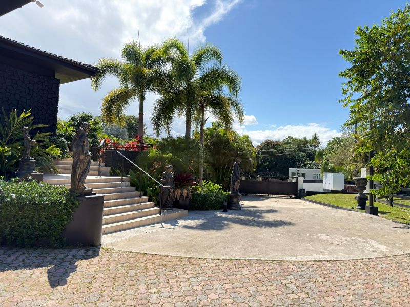 Urb Lomas Del Sol 43-44 Calle E, Guaynabo - 3