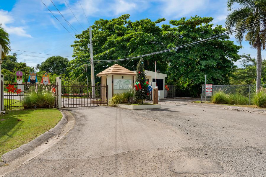 Urb El Monte 4ta Extension Calle 5 #44 Ponce 00780 PR