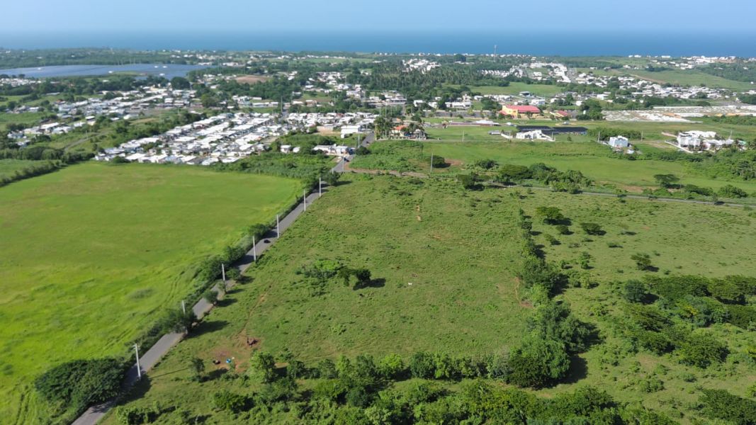 Carr 112 Km 2.2 Bo Bejucos Isabela 00662 PR