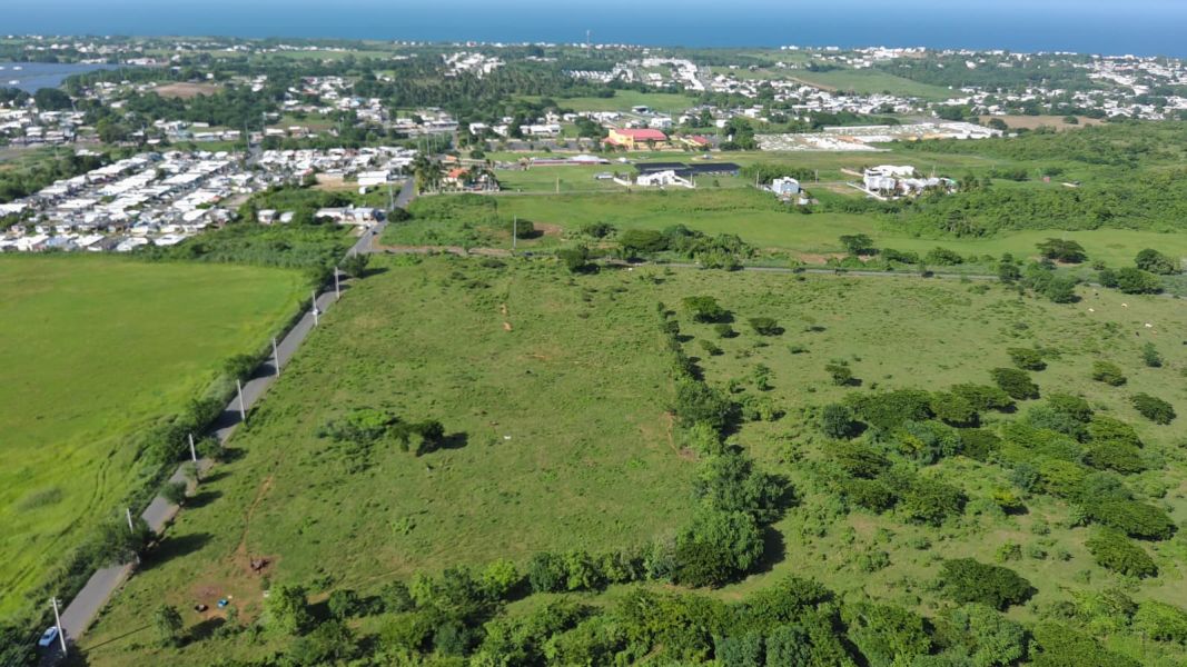 Carr 112 Km 2.2 Bo Bejucos Isabela 00662 PR