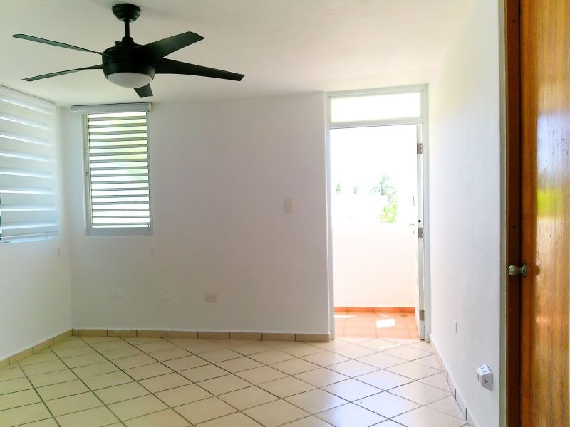 K27 Blvd Las Olas Urb Costa Norte Carr 2 Km 83.8 Hatillo 00659 PR