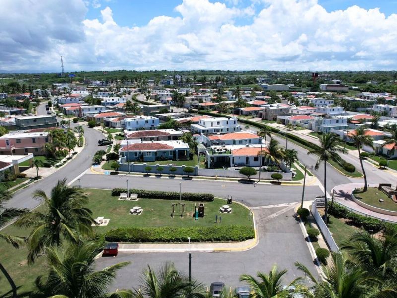 K27 Blvd Las Olas Urb Costa Norte Carr 2 Km 83.8 Hatillo 00659 PR