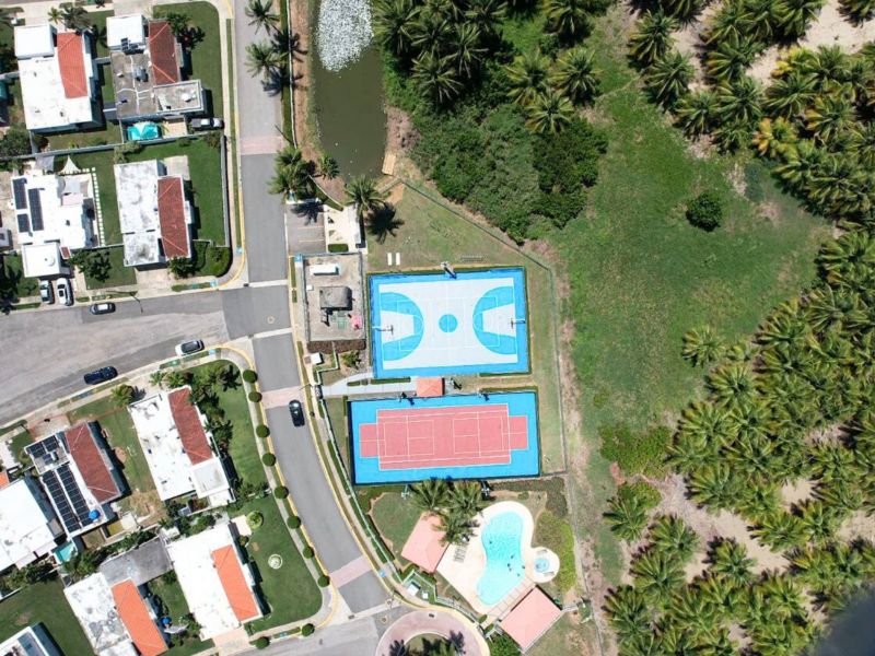 K27 Blvd Las Olas Urb Costa Norte Carr 2 Km 83.8 Hatillo 00659 PR