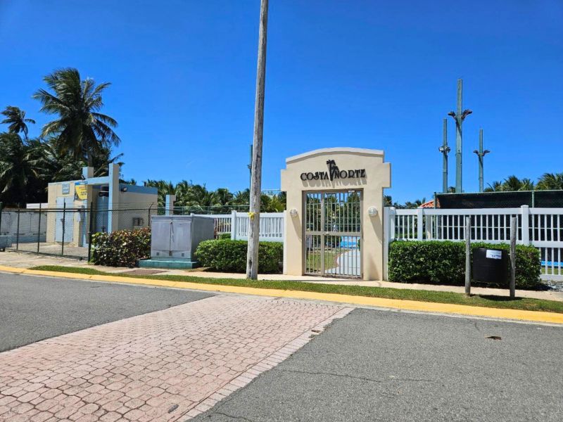 K27 Blvd Las Olas Urb Costa Norte Carr 2 Km 83.8 Hatillo 00659 PR