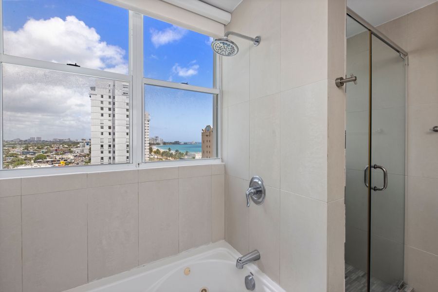 5575 Ave Isla Verde Condominio Ocean View 901 Carolina 00979 PR