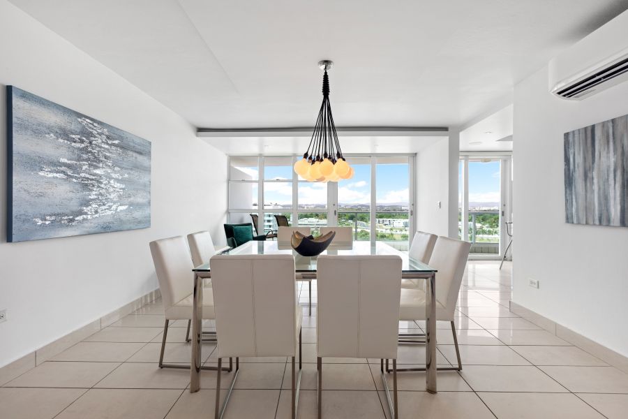 5575 Ave Isla Verde Condominio Ocean View 901 Carolina 00979 PR