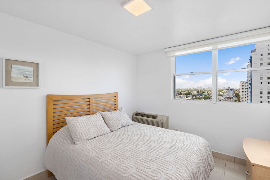 5575 Ave Isla Verde Condominio Ocean View 901 Carolina 00979 PR