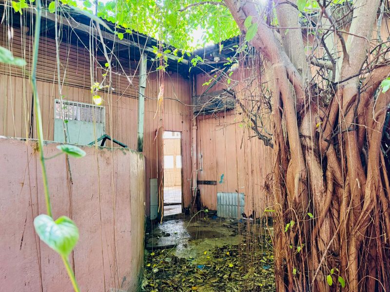 72 Calle Torres Esquina Sol Ponce 00730 PR