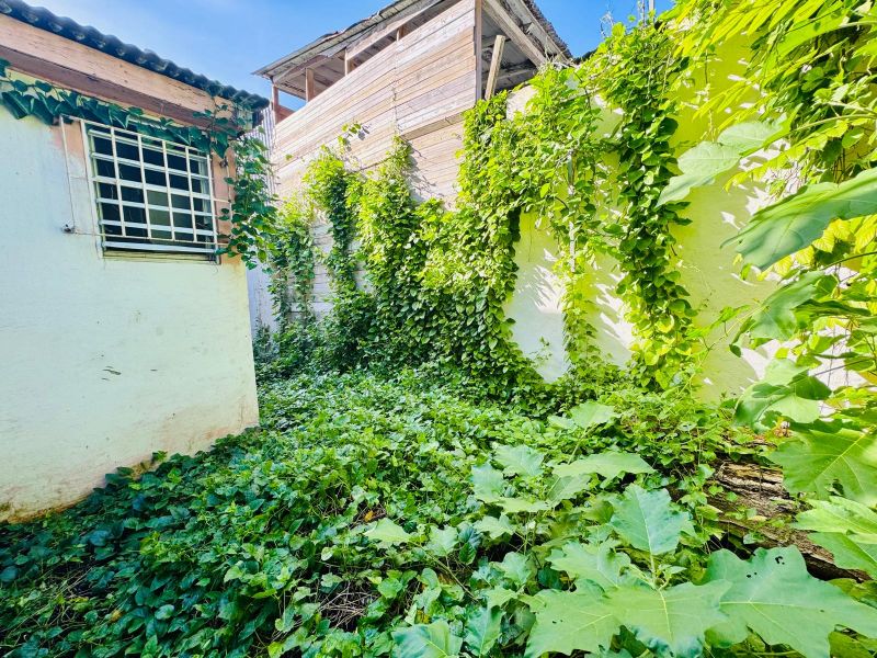 72 Calle Torres Esquina Sol Ponce 00730 PR