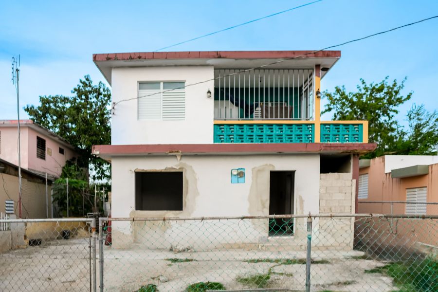 Bo Santa Rosa Calle G #112 Hatillo 00659 PR