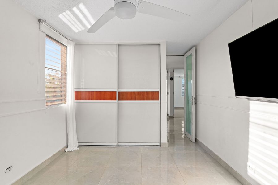 Urb Pacifica (encantada) Pg-23 Calle 4 (amanecer S, Trujillo Alto - 27