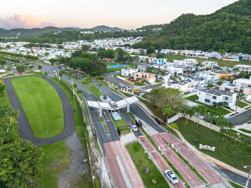 Urb Pacifica (encantada) Pg-23 Calle 4 (amanecer S Trujillo Alto 00976 PR