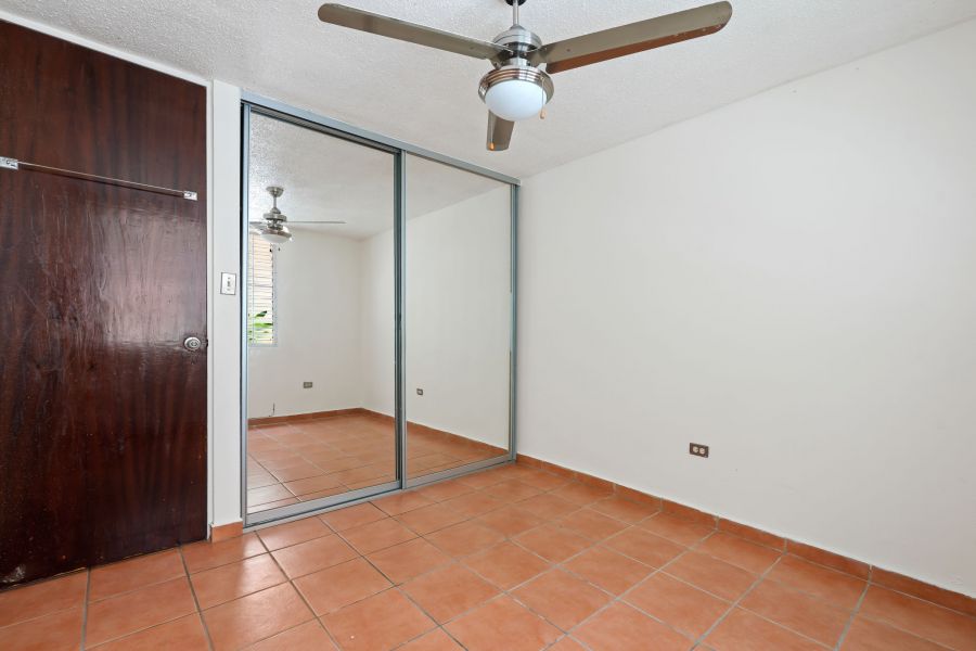 Cond Parque Real 30 Avenida Juan Carlos De Borbon, Guaynabo - 17