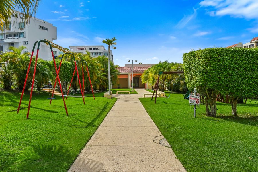 Cond Parque Real 30 Avenida Juan Carlos De Borbon, Guaynabo - 22