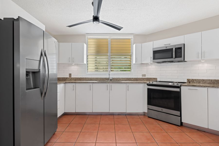 Cond Parque Real 30 Avenida Juan Carlos De Borbon, Guaynabo - 10