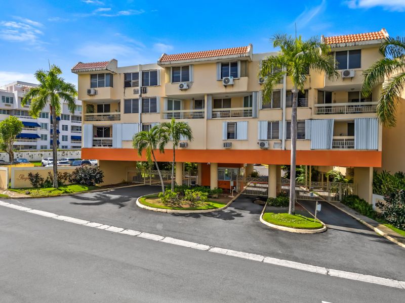 Cond Parque Real 30 Avenida Juan Carlos De Borbon, Guaynabo - 1