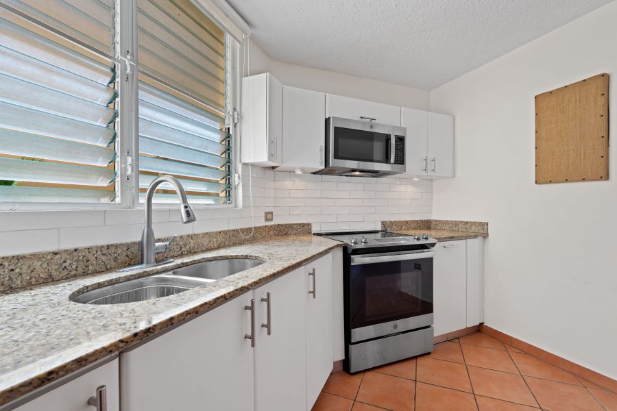 Cond Parque Real 30 Avenida Juan Carlos De Borbon, Guaynabo - 16