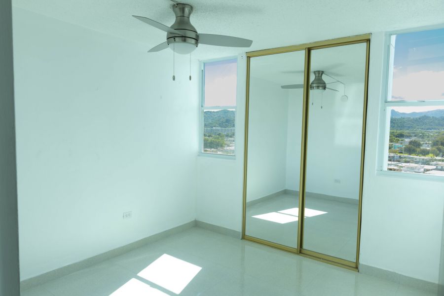 Cond Caguas Towers Apt 1203 Caguas 00725 PR