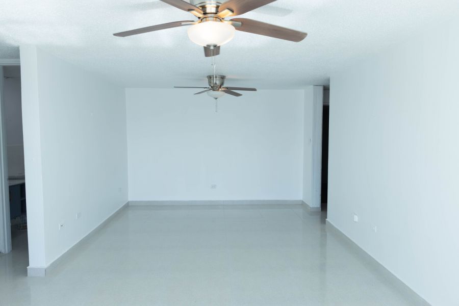 Cond Caguas Towers Apt 1203 Caguas 00725 PR