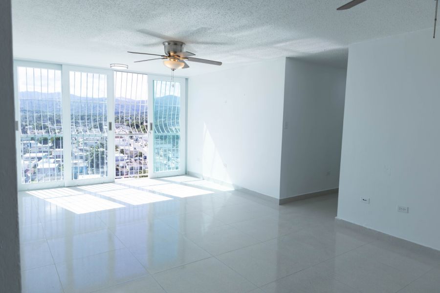Cond Caguas Towers Apt 1203 Caguas 00725 PR