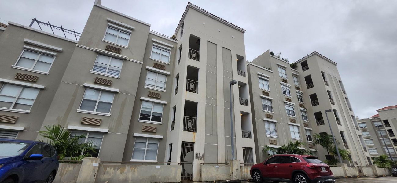 Cond Ridge Top Luxury 720 Ave San Ignacio Apt 1350, Guaynabo - 1