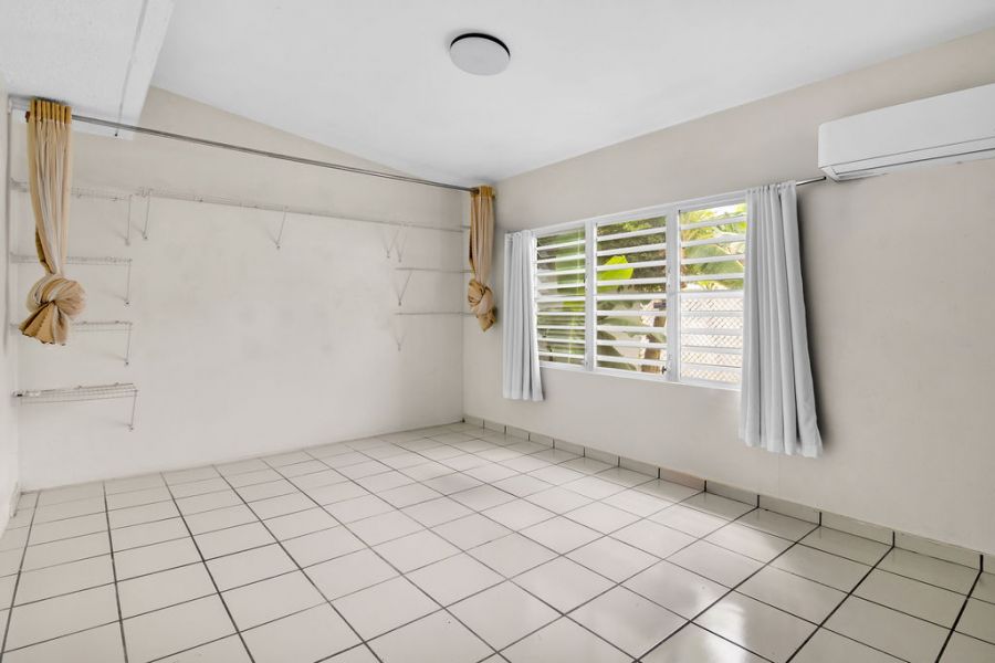 Urb Versalles Calle 14 O-10 Bayamon 00959 PR