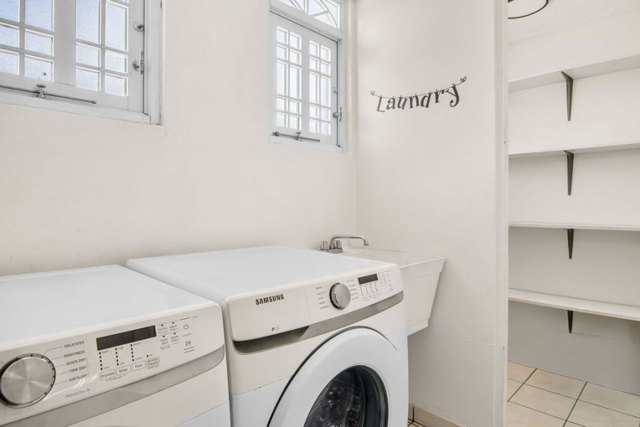 Urb Versalles Calle 14 O-10 Bayamon 00959 PR