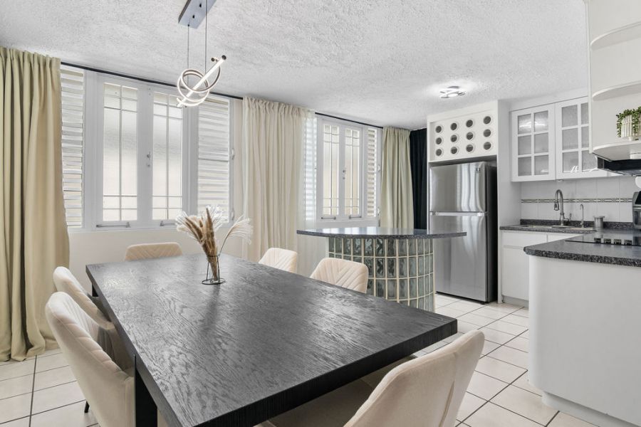 Urb Versalles Calle 14 O-10 Bayamon 00959 PR