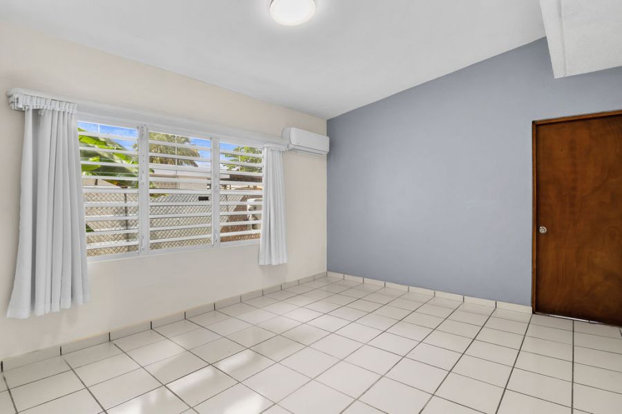 Urb Versalles Calle 14 O-10 Bayamon 00959 PR