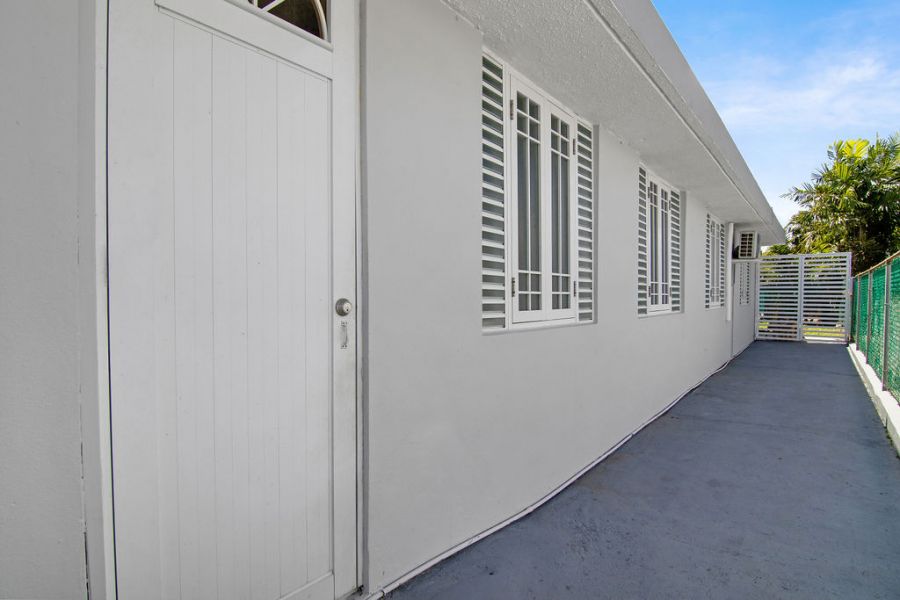 Urb Versalles Calle 14 O-10 Bayamon 00959 PR